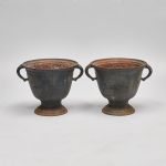977 2154 GARDEN URNS